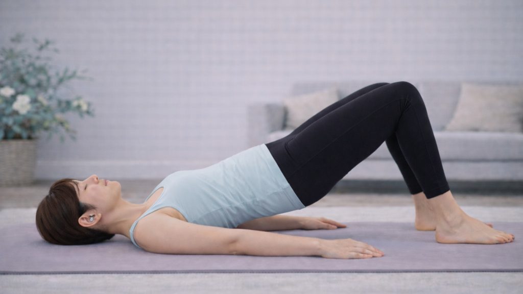 ピラティスのペルビックカールの形を表す画像